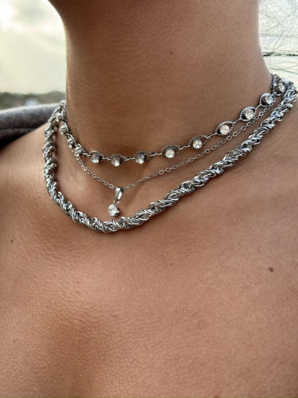 Emerald Twist Choker - Image 2