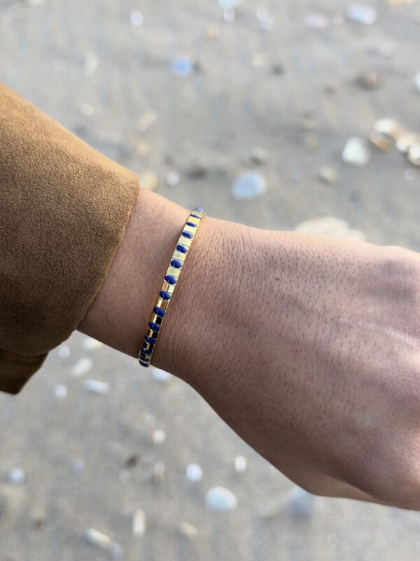 Sapphire Lines - Image 2