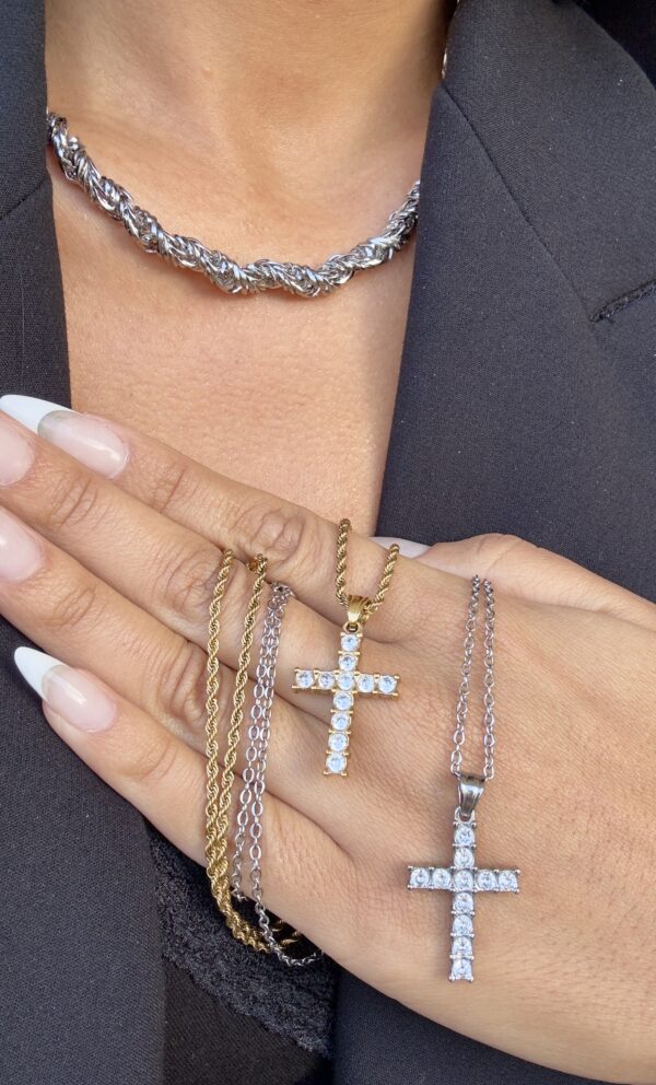 Celestia Cross