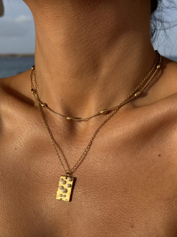 Golden Pearldrops Pendant - Image 2