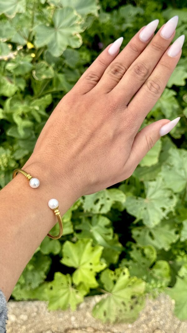 Gold 'n White Cuff