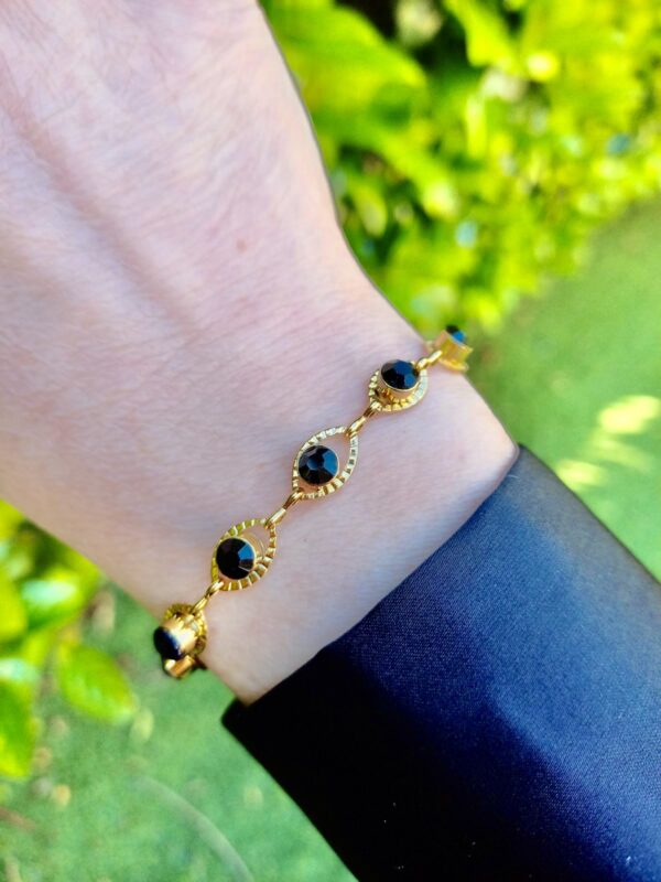 Emerald Twist Bracelet - Image 3