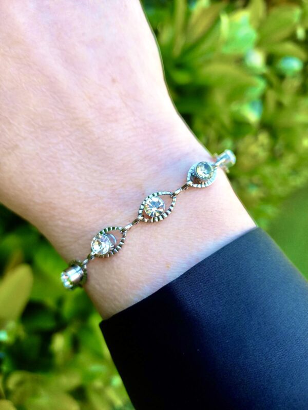 Emerald Twist Bracelet - Image 5