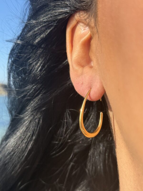 Oval Open Hoops