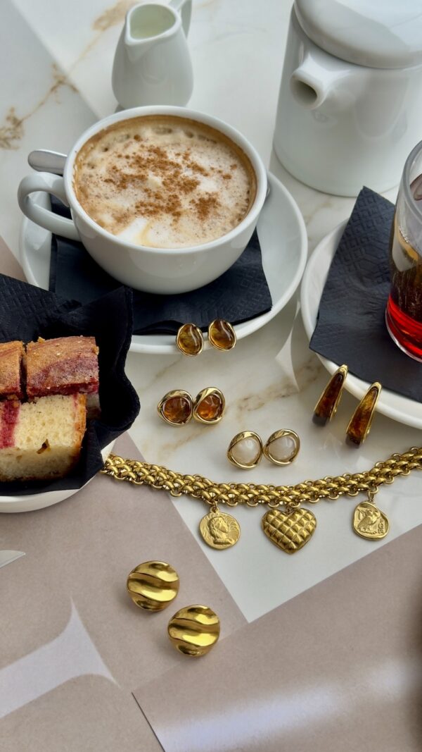 Irresistable Elegance